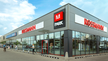 M Park Plewiska